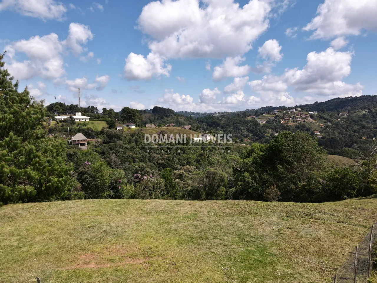 Terreno à venda de 3.400 m² em Campos do Jordão, SP, Brasil