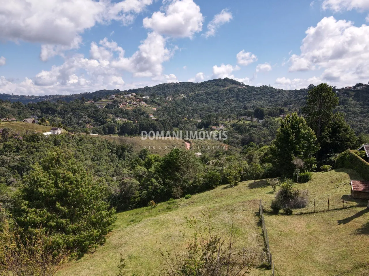 Terreno à venda de 3.400 m² em Campos do Jordão, SP, Brasil