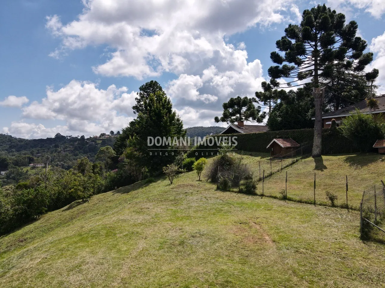 Terreno à venda de 3.400 m² em Campos do Jordão, SP, Brasil