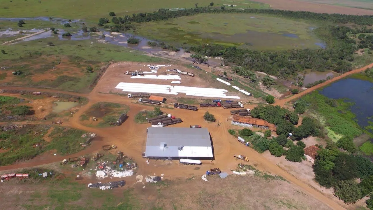 Fazenda à venda de 3.308 ha em Cocalinho, MT, Brasil