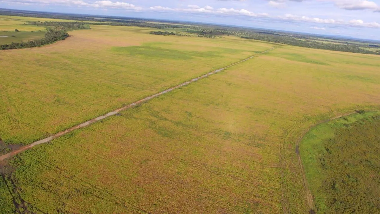 Fazenda à venda de 3.308 ha em Cocalinho, MT, Brasil