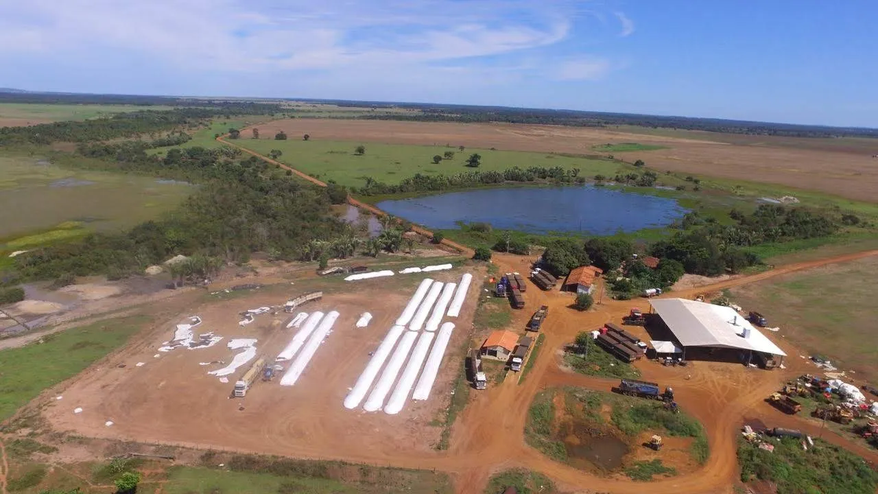 Fazenda à venda de 3.308 ha em Cocalinho, MT, Brasil
