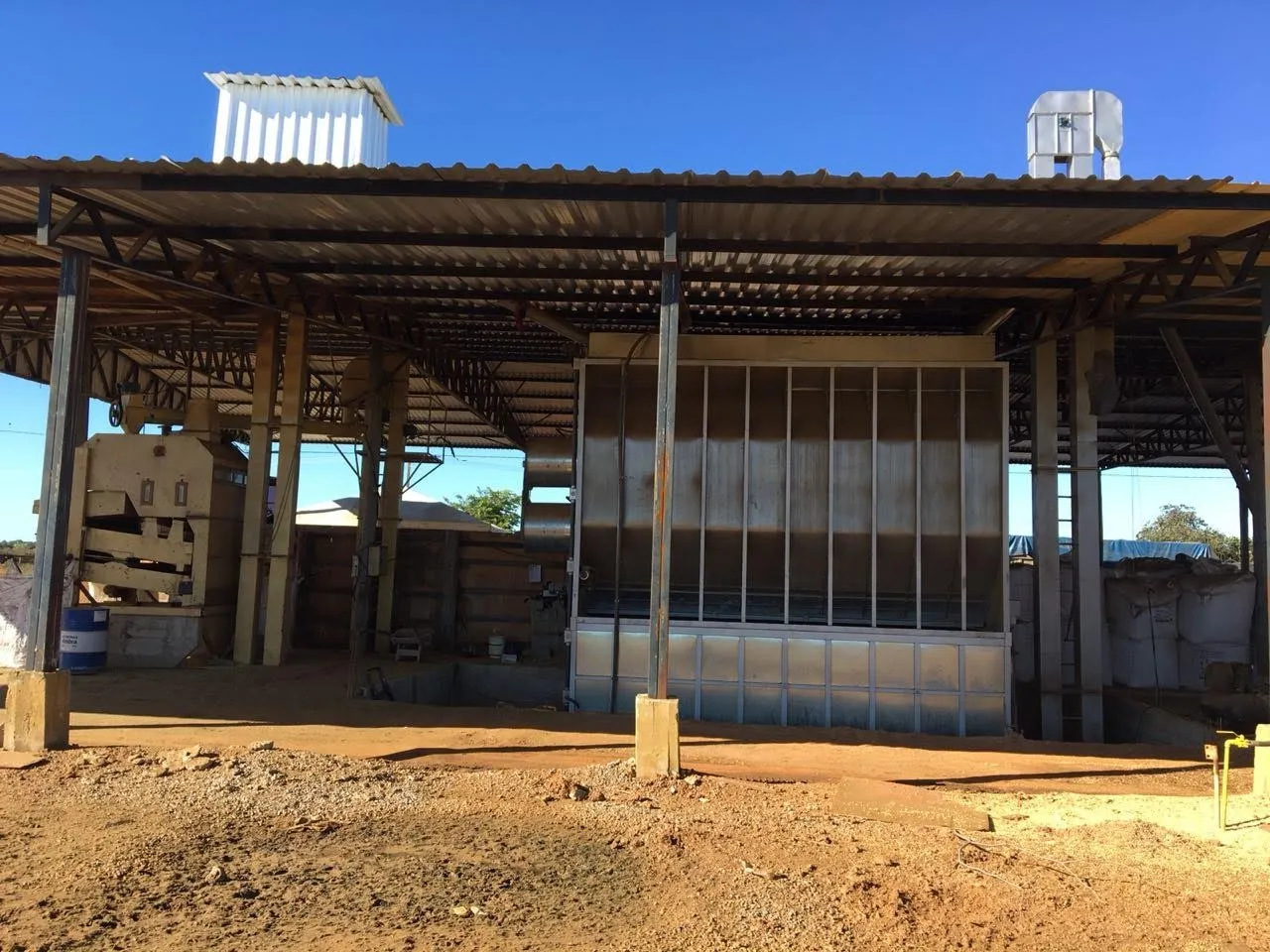 Fazenda à venda de 3.308 ha em Cocalinho, MT, Brasil