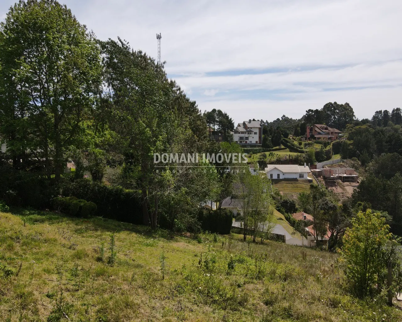 Plot for sale of 1,010 m² in Campos do Jordão, SP, Brazil