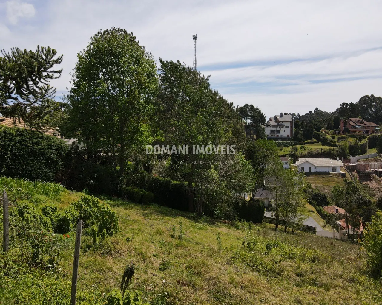 Plot for sale of 1,010 m² in Campos do Jordão, SP, Brazil