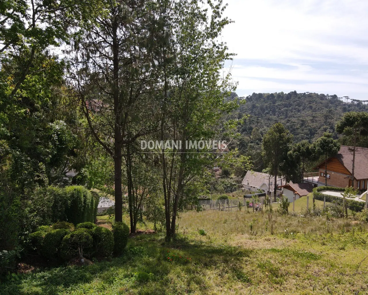 Plot for sale of 1,010 m² in Campos do Jordão, SP, Brazil