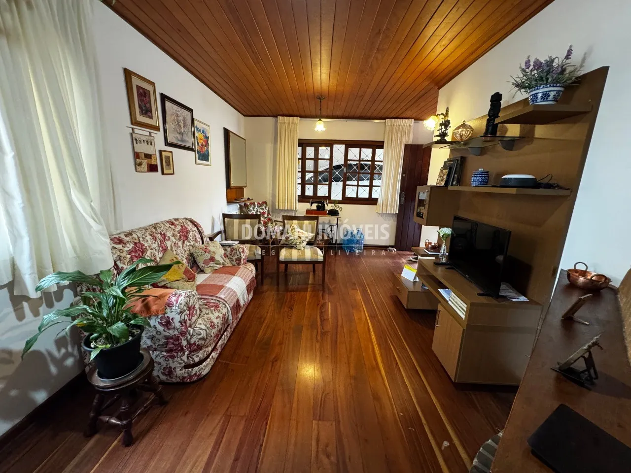 Casa à venda de 780 m² em Campos do Jordão, SP, Brasil