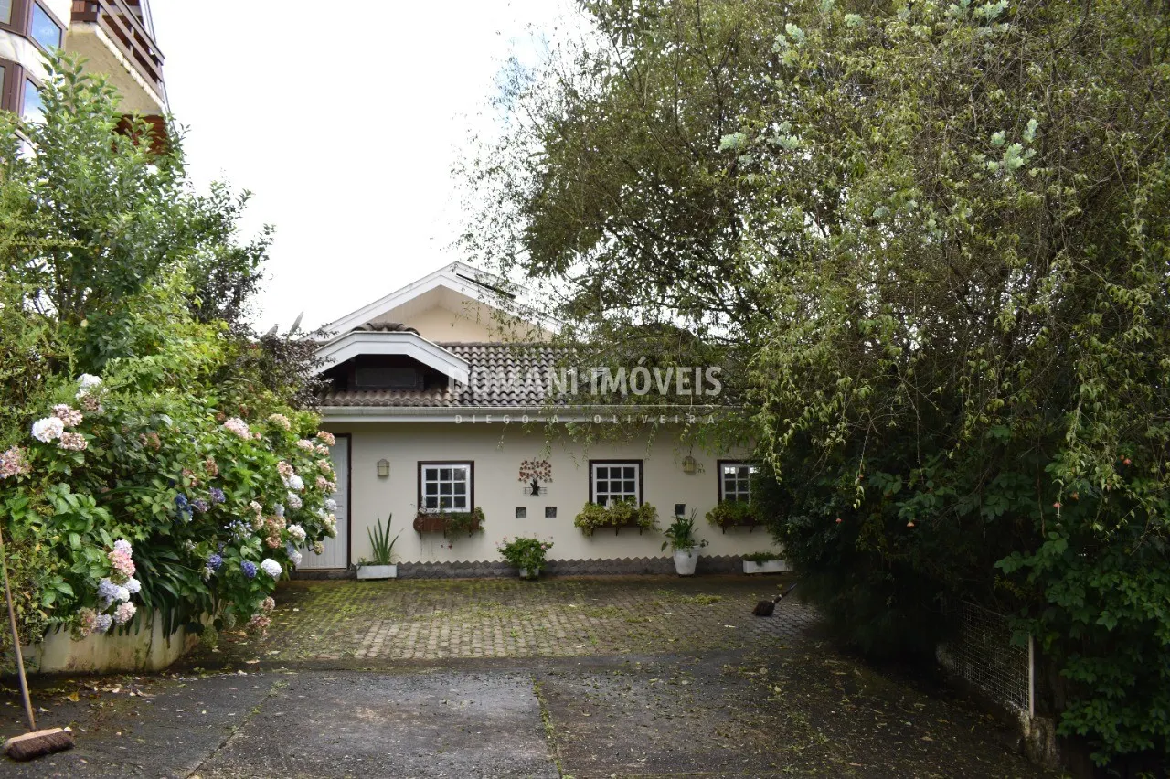 House for sale of 698 m² in Campos do Jordão, SP, Brazil