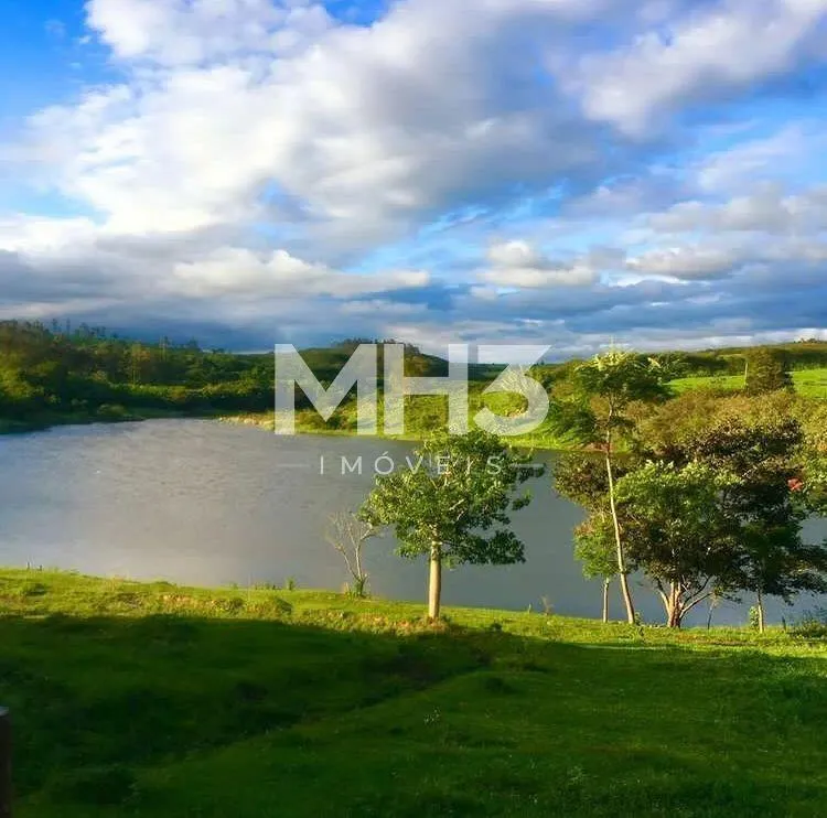 Small farm for sale of 26 acres in Mineiros do Tietê, SP, Brazil
