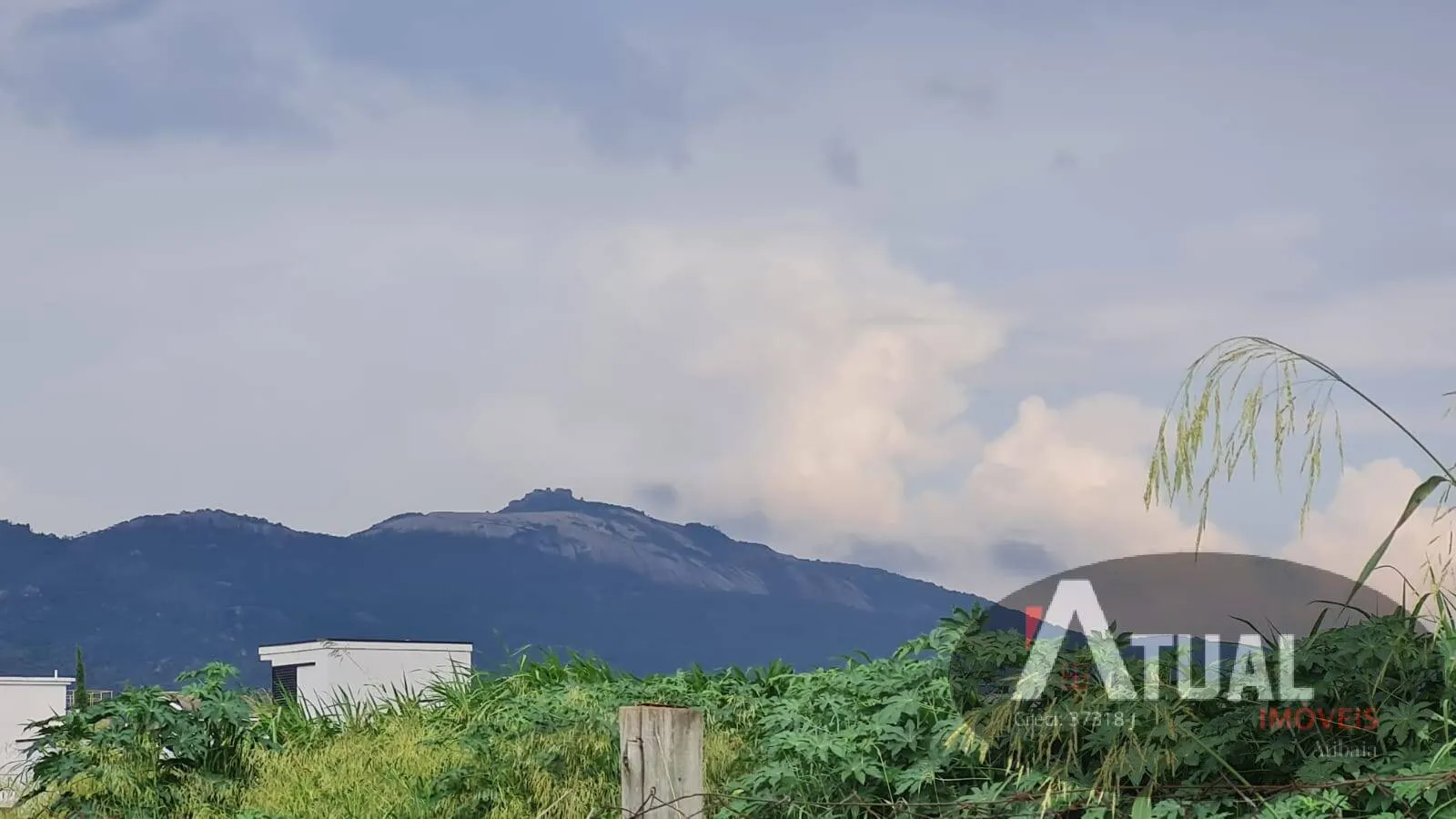 Terreno à venda de 300 m² em Atibaia, SP, Brasil