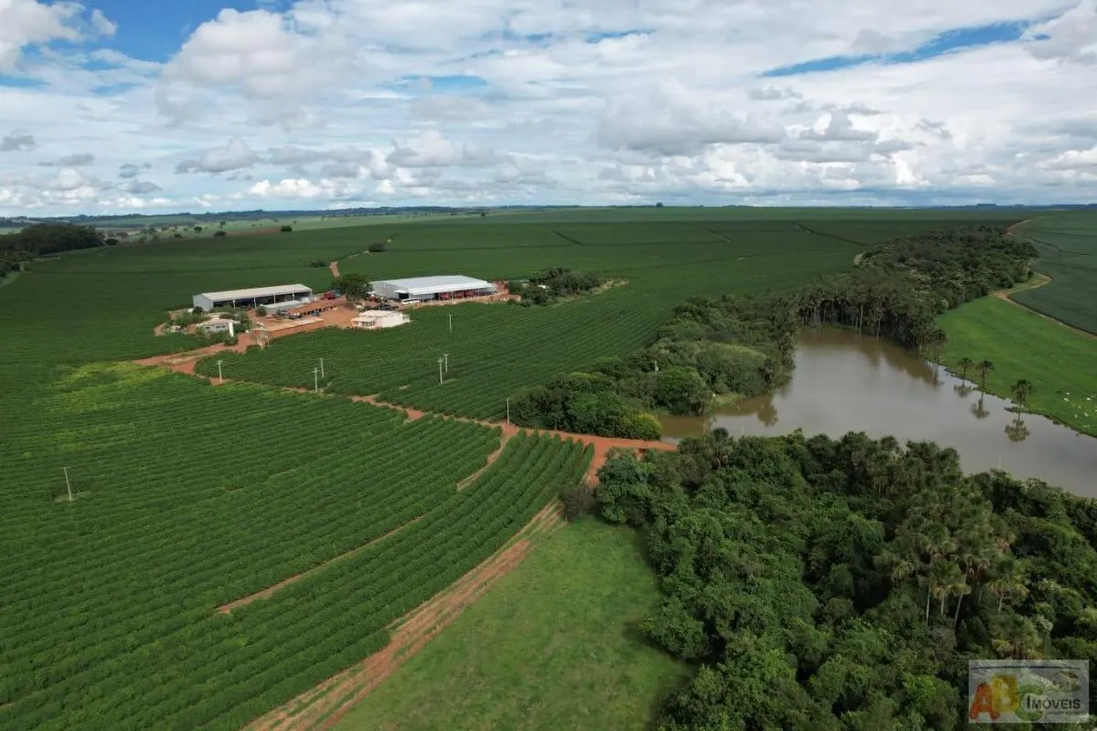 Fazenda à venda de 1.620 ha em Jeriquara, SP, Brasil