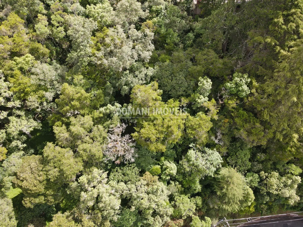 Terreno à venda de 1.120 m² em Campos do Jordão, SP, Brasil