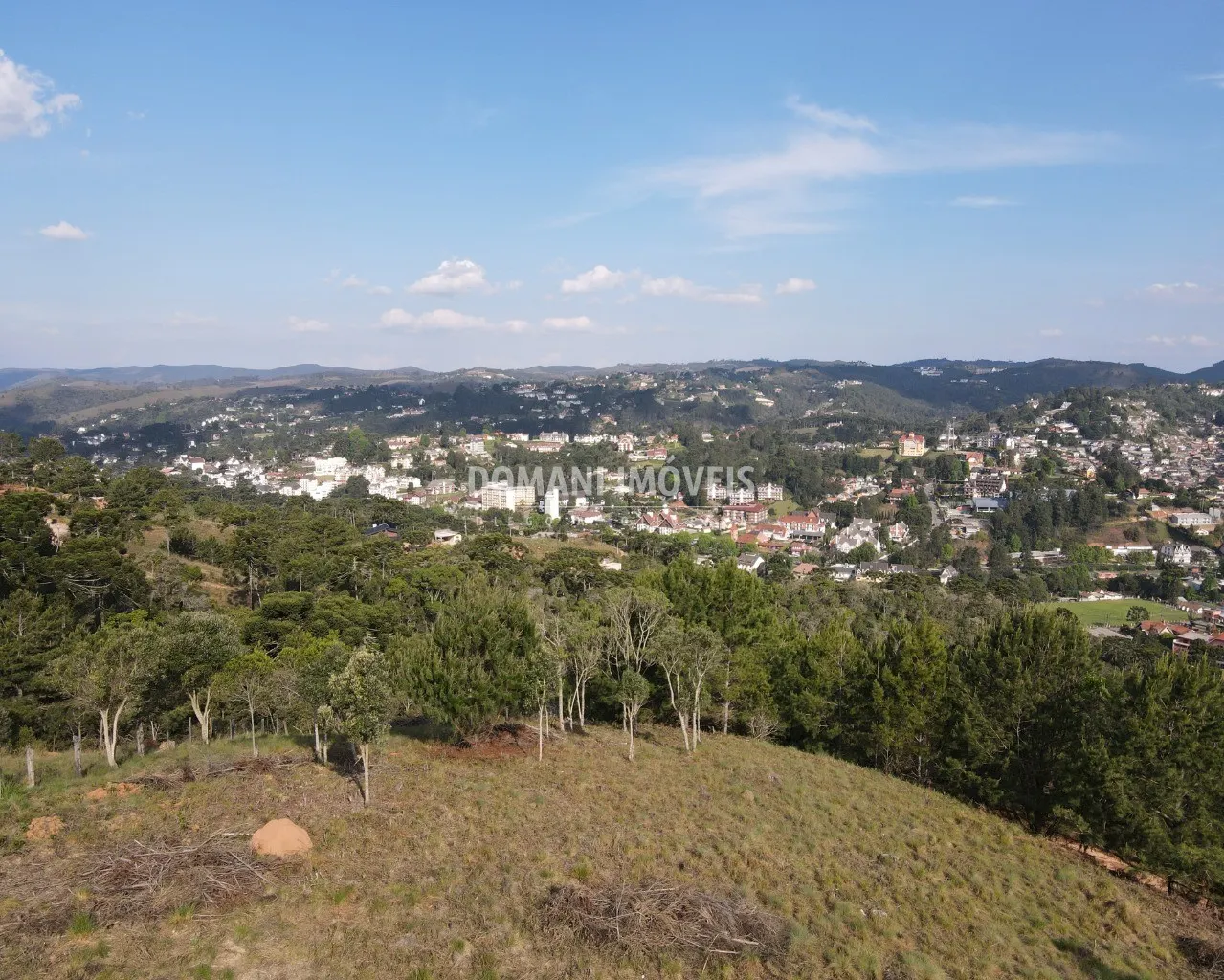 Plot for sale of 1,350 m² in Campos do Jordão, SP, Brazil
