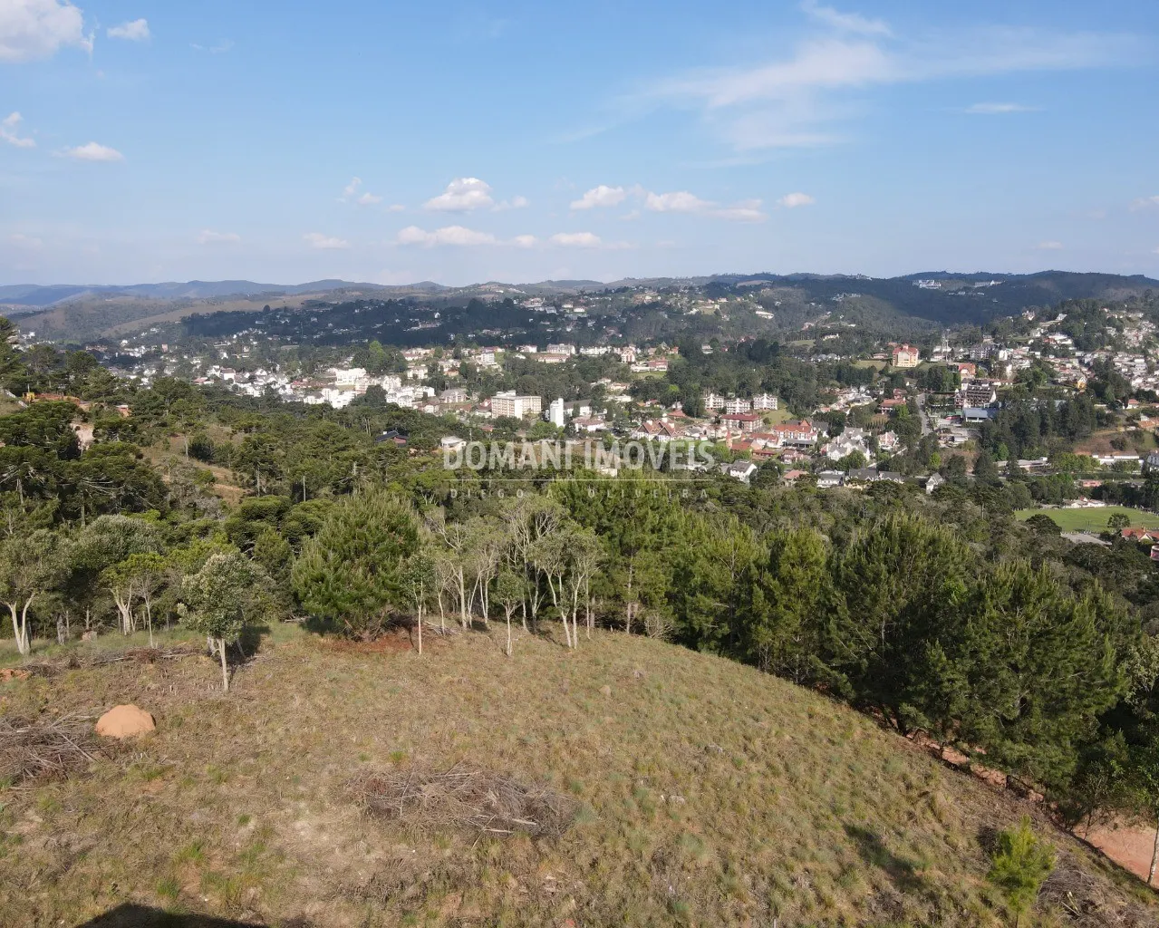 Plot for sale of 1,350 m² in Campos do Jordão, SP, Brazil