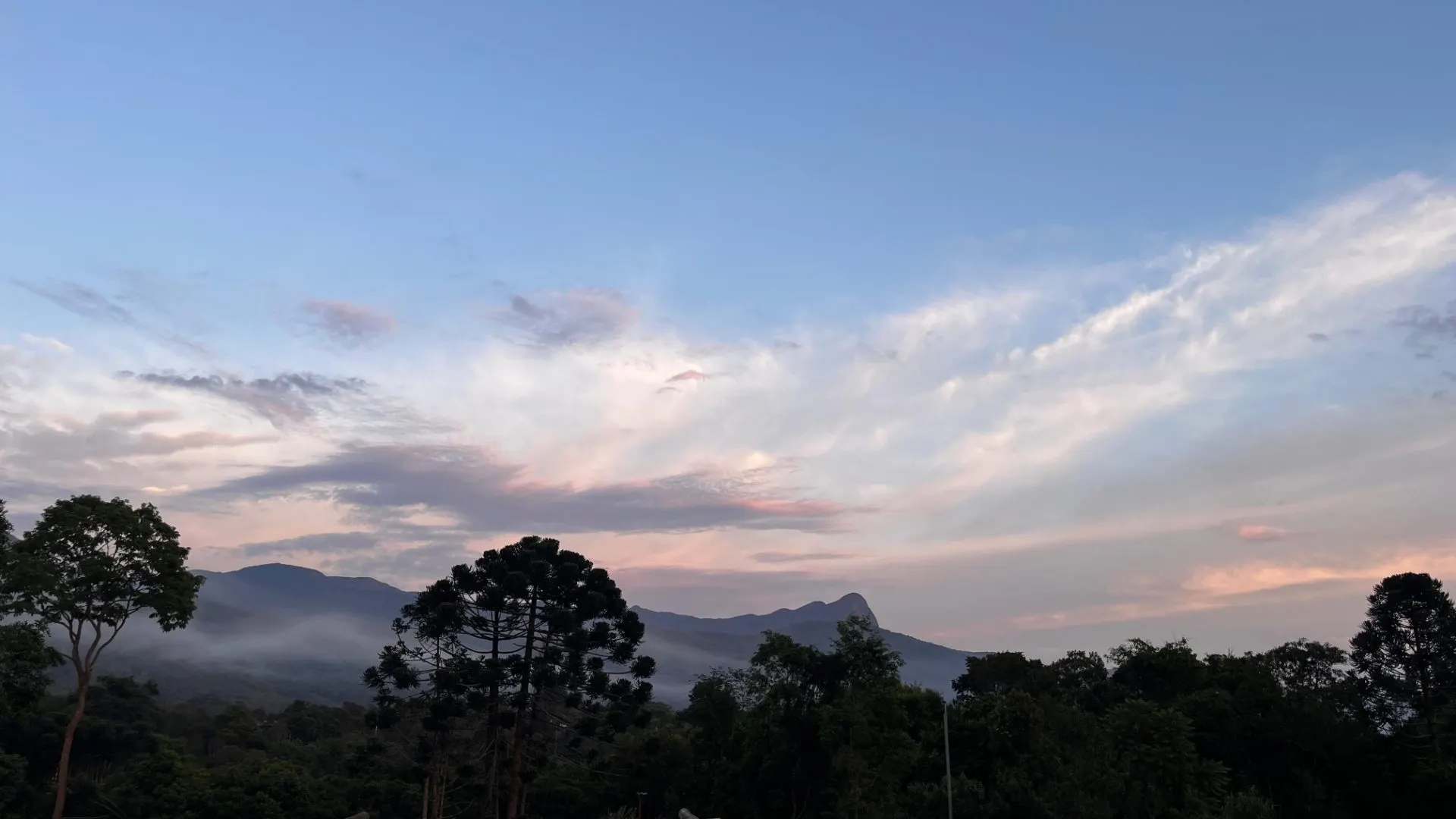 Cabana à venda de 1 ha em Aiuruoca, MG, Brasil