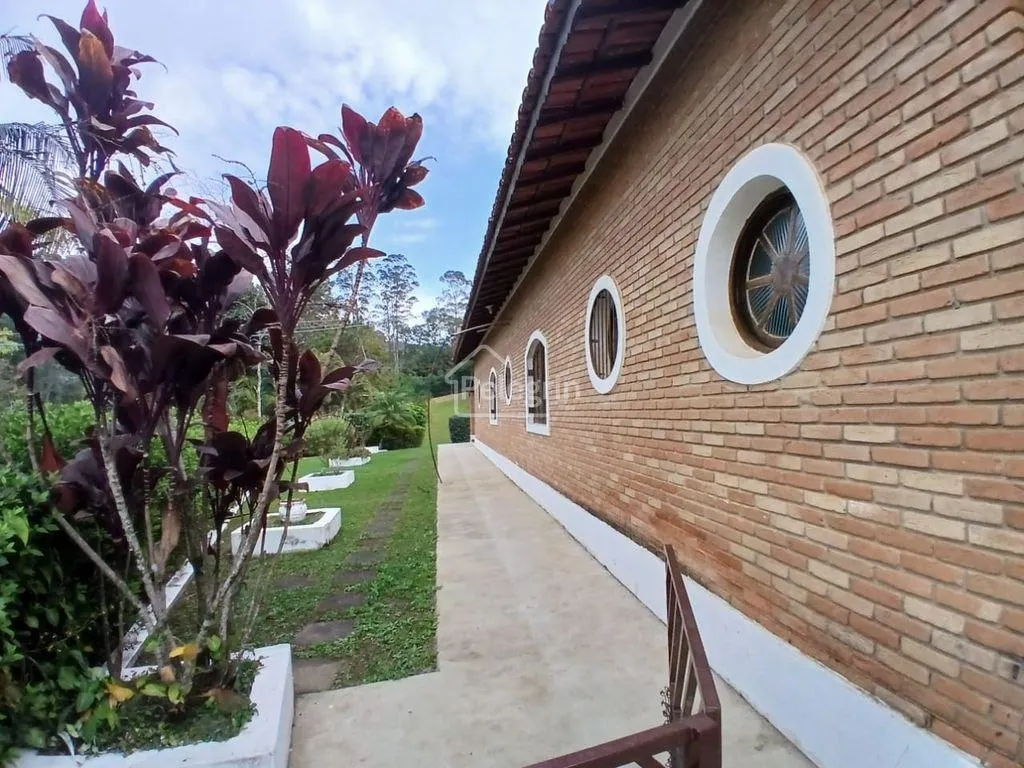 Sítio à venda de 4 ha em Nazaré Paulista, SP, Brasil