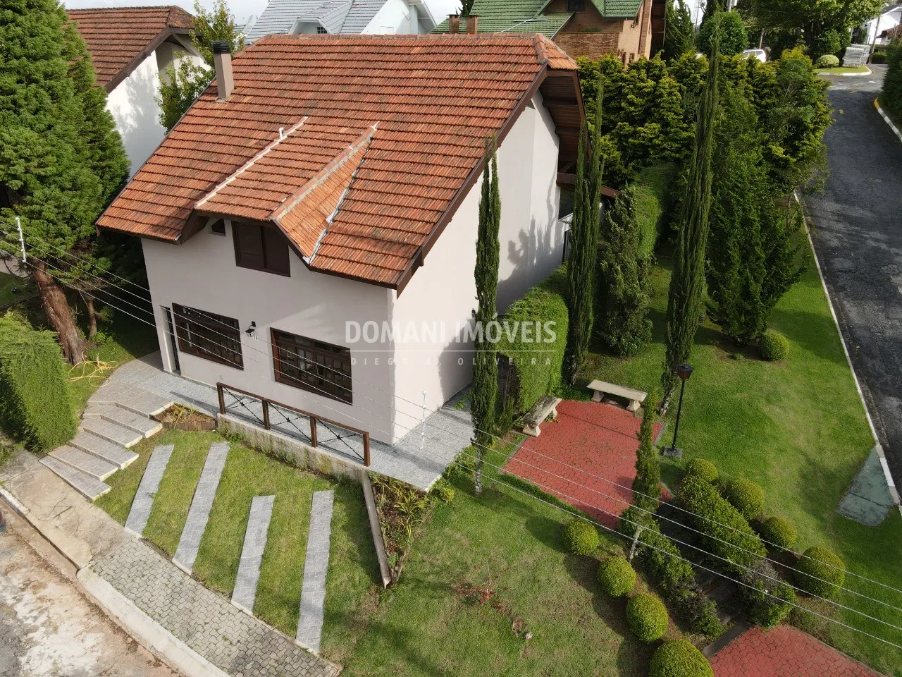 Casa à venda de 350 m² em Campos do Jordão, SP, Brasil