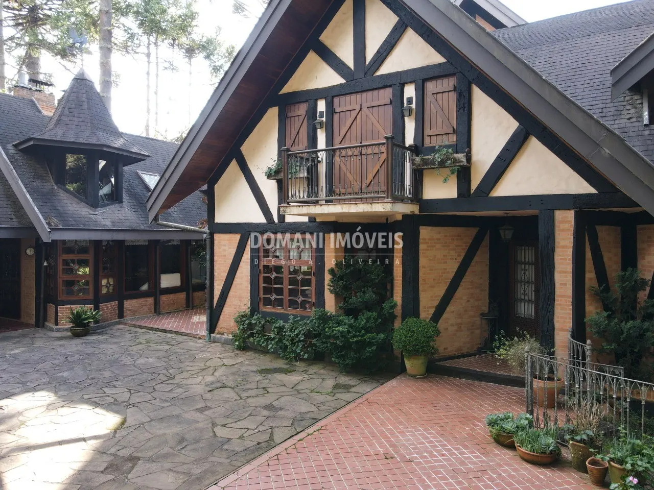 House for sale of 2,500 m² in Campos do Jordão, SP, Brazil