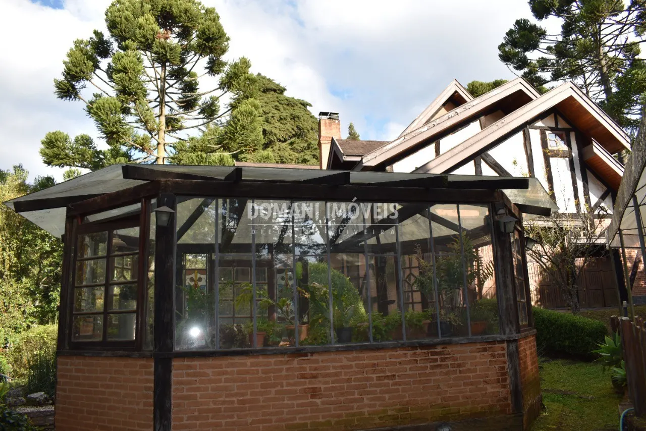 House for sale of 2,500 m² in Campos do Jordão, SP, Brazil