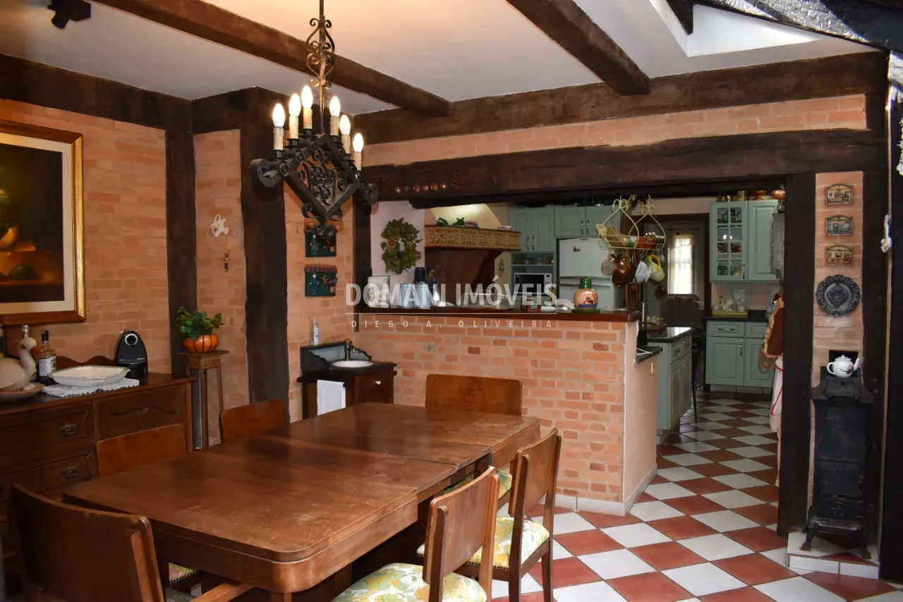 House for sale of 2,500 m² in Campos do Jordão, SP, Brazil