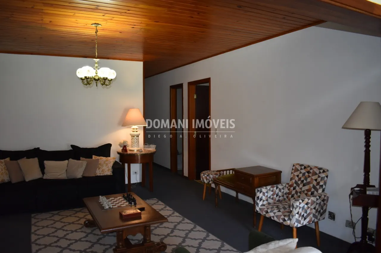 Casa à venda de 560 m² em Campos do Jordão, SP, Brasil
