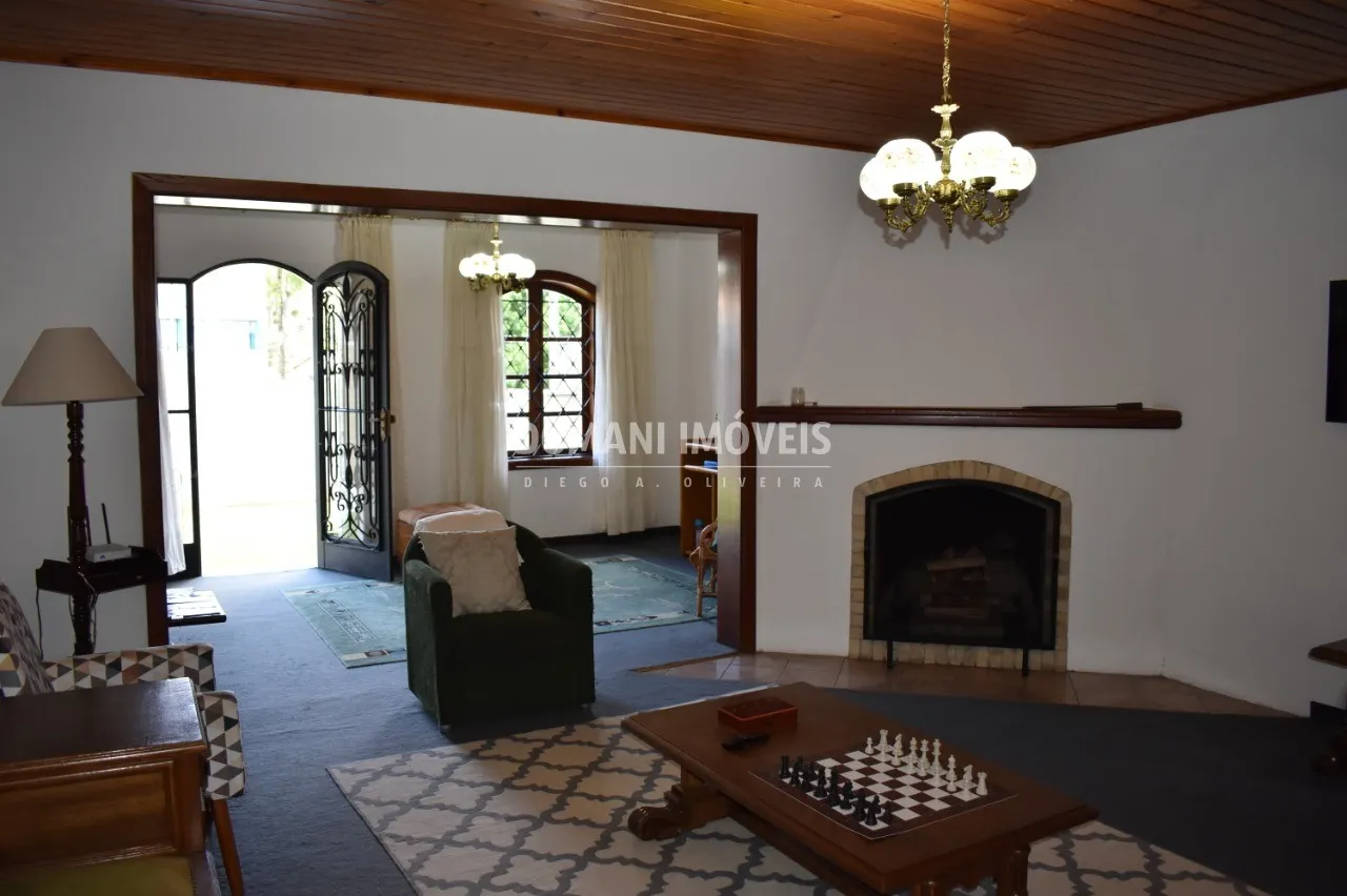 Casa à venda de 560 m² em Campos do Jordão, SP, Brasil