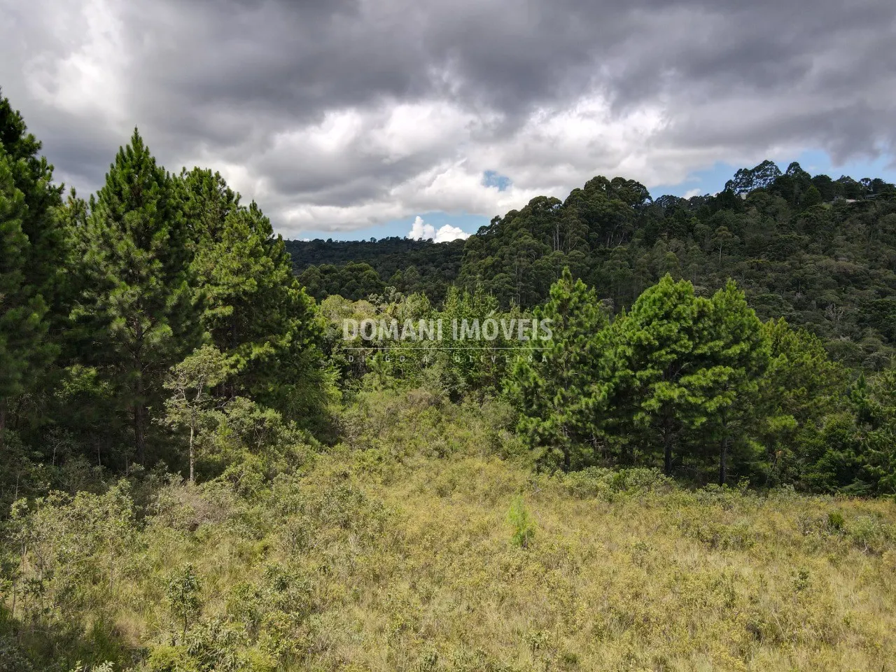 Plot for sale of 3,030 m² in Campos do Jordão, SP, Brazil