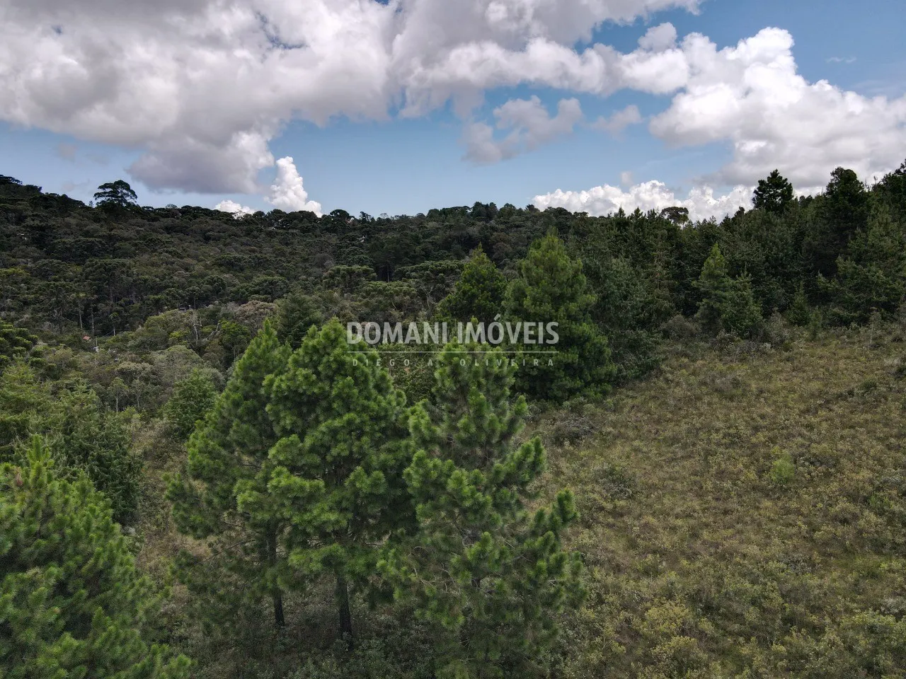Plot for sale of 3,030 m² in Campos do Jordão, SP, Brazil