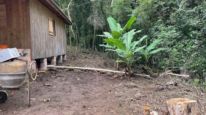 Chácara à venda de 4 ha em Rolante, RS, Brasil