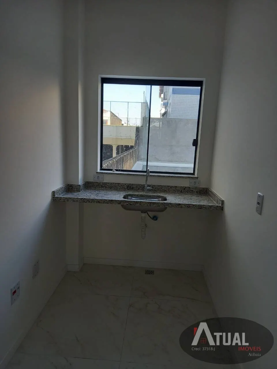 Comercial para Alugar de 977 m² em Atibaia, SP, Brasil