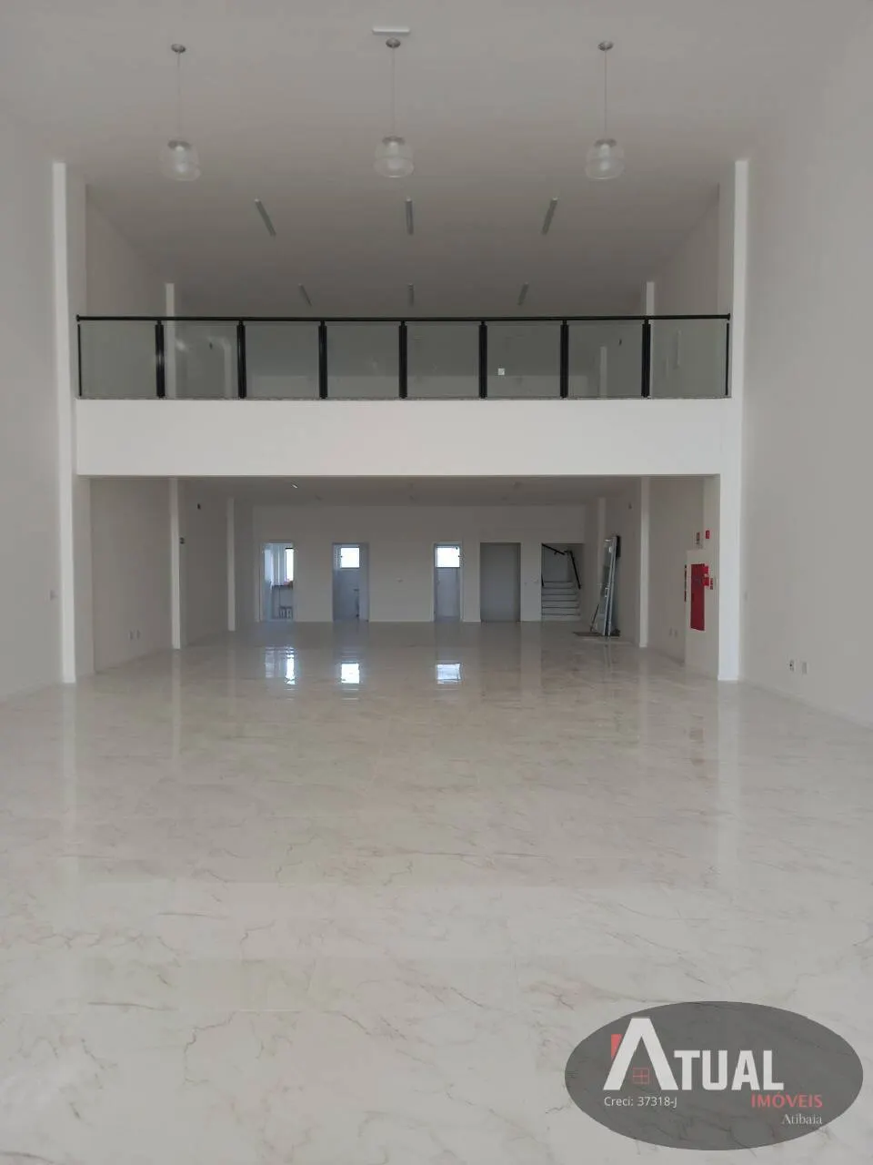Comercial para Alugar de 977 m² em Atibaia, SP, Brasil