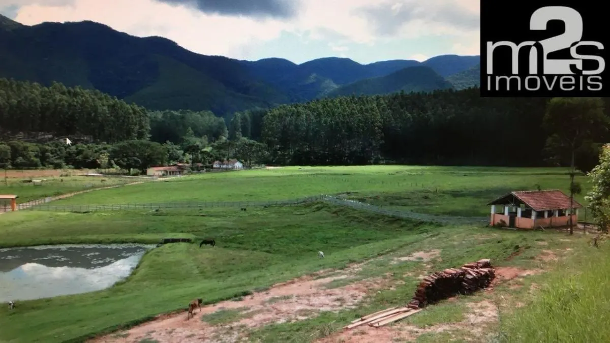 Fazenda à venda de 97 ha em Lagoinha, SP, Brasil