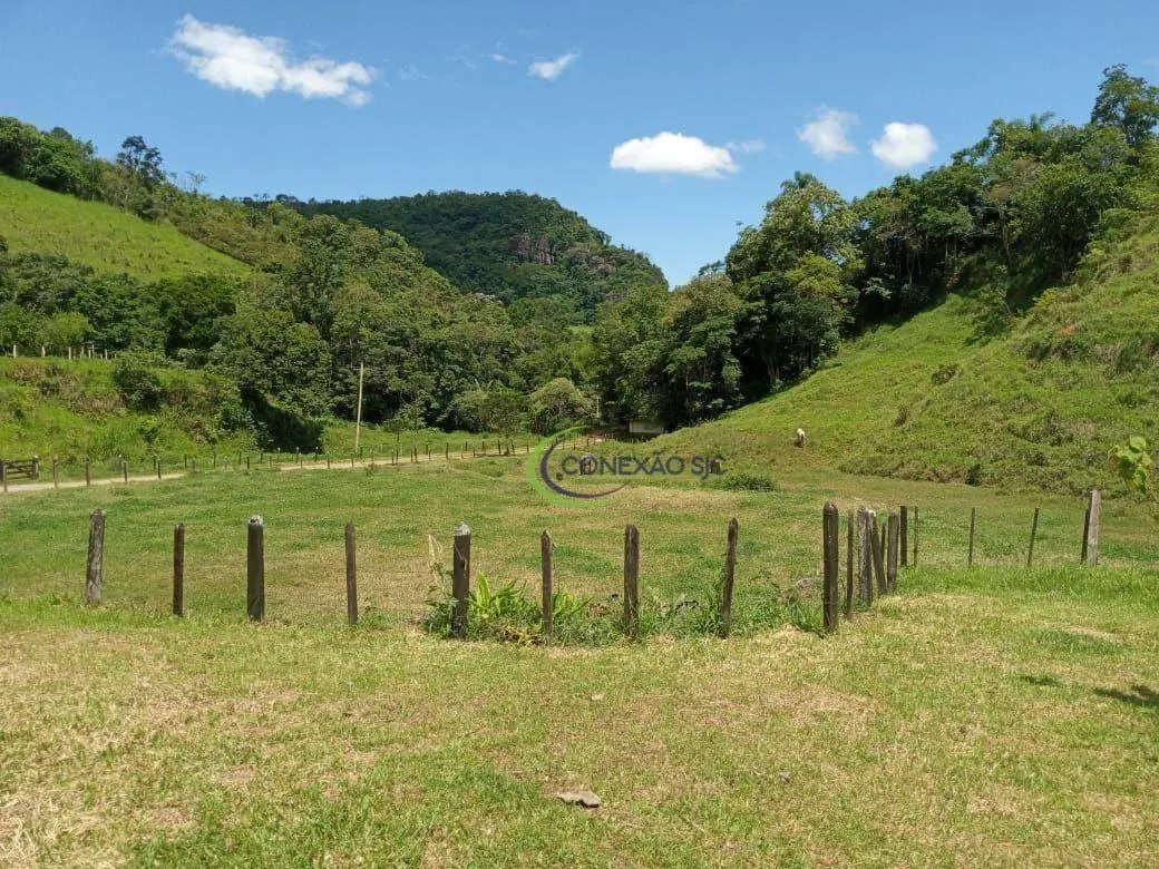 Fazenda à venda de 136 ha em Pindamonhangaba, SP, Brasil