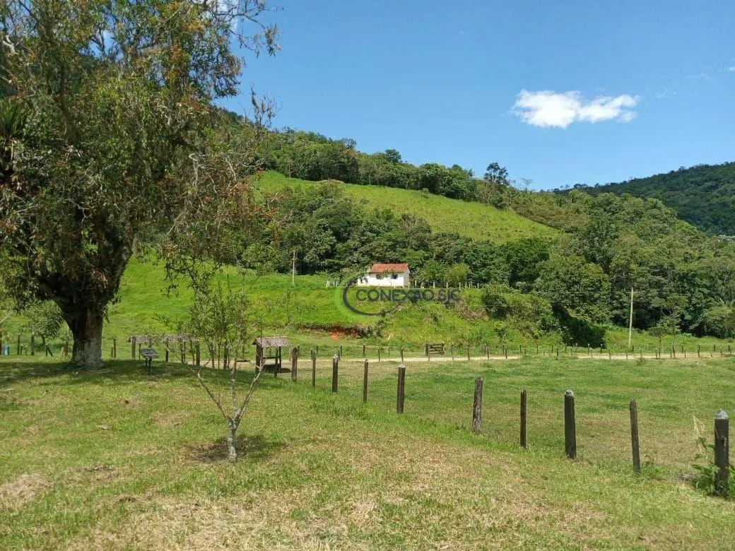 Fazenda à venda de 136 ha em Pindamonhangaba, SP, Brasil