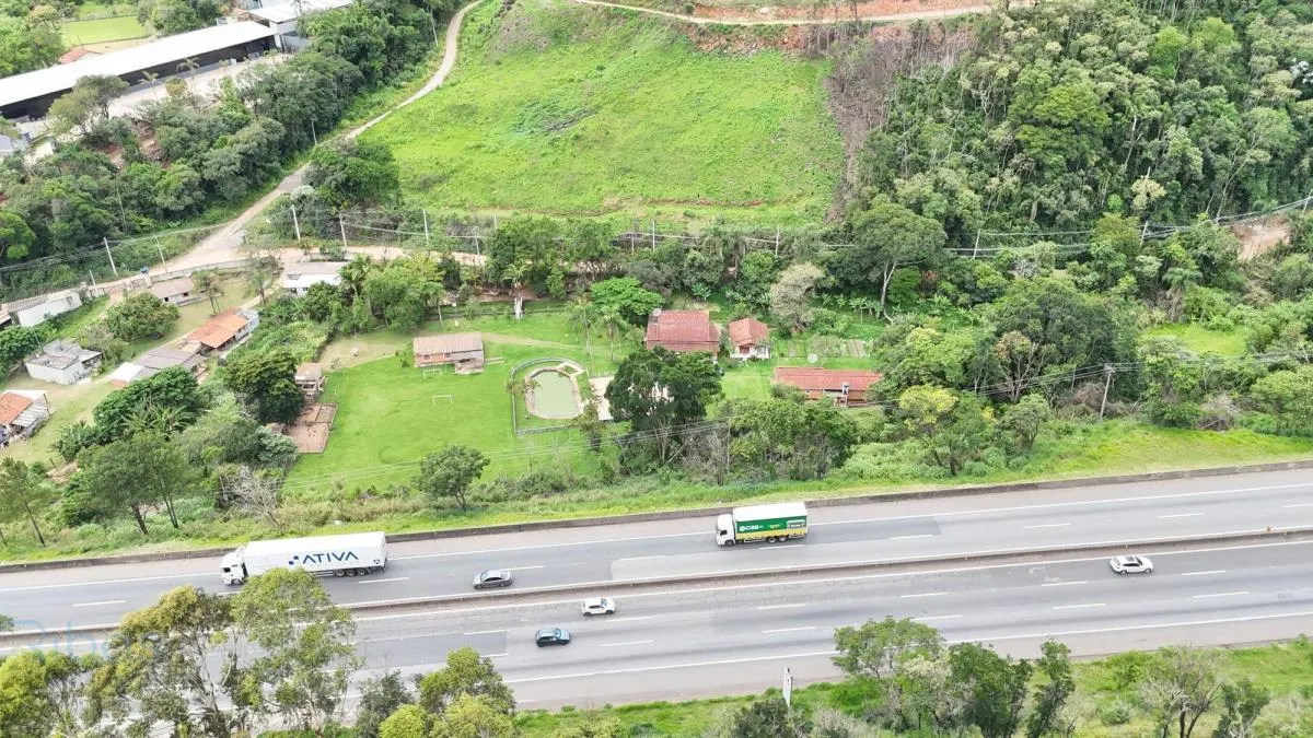 Chácara à venda de 2 ha em Atibaia, SP, Brasil