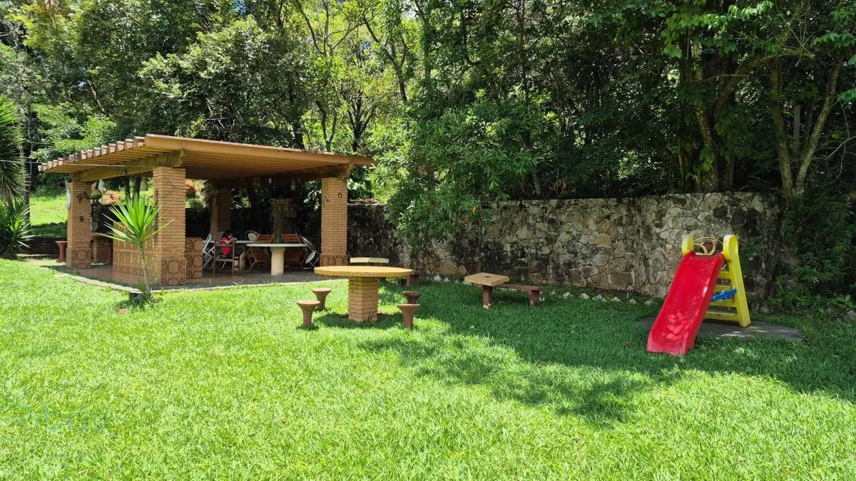 Chácara à venda de 2 ha em Atibaia, SP, Brasil