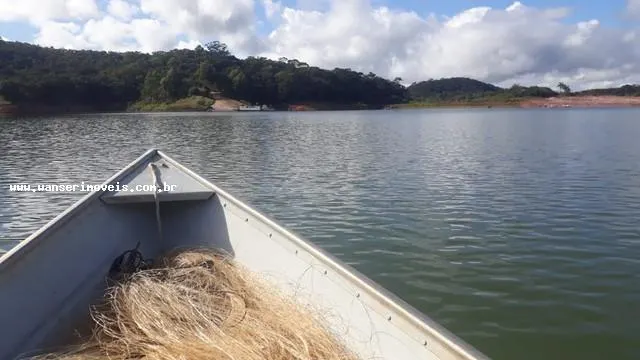 Sítio à venda de 3 ha em Paraibuna, SP, Brasil