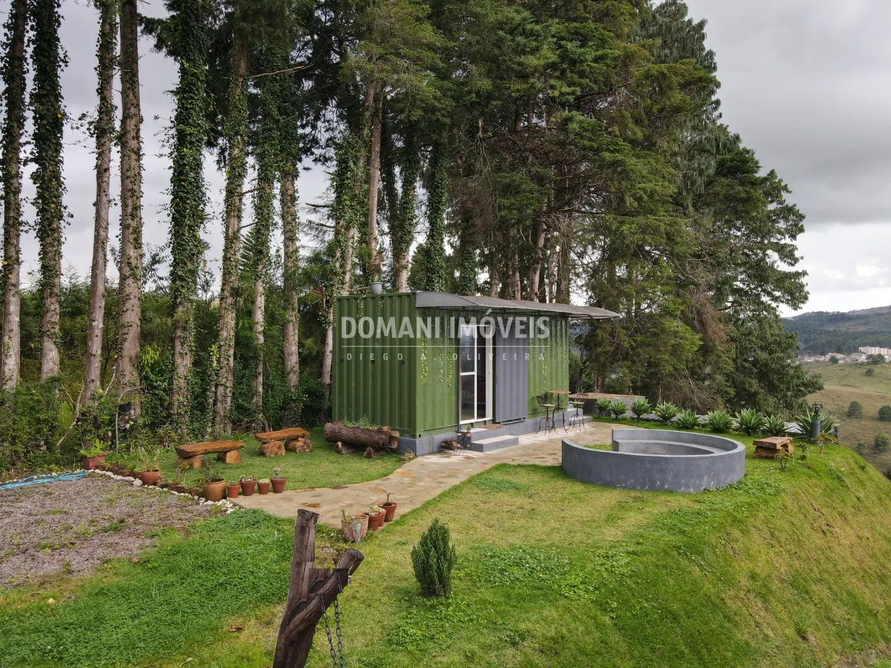 Casa à venda e para Alugar de 1.220 m² em Campos do Jordão, SP, Brasil