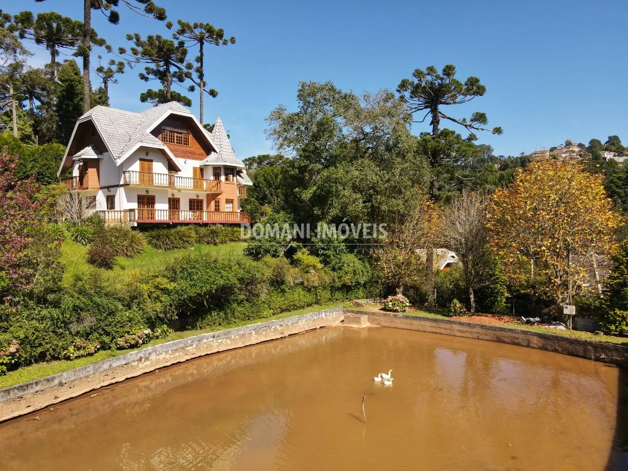 House for sale of 1,830 m² in Campos do Jordão, SP, Brazil