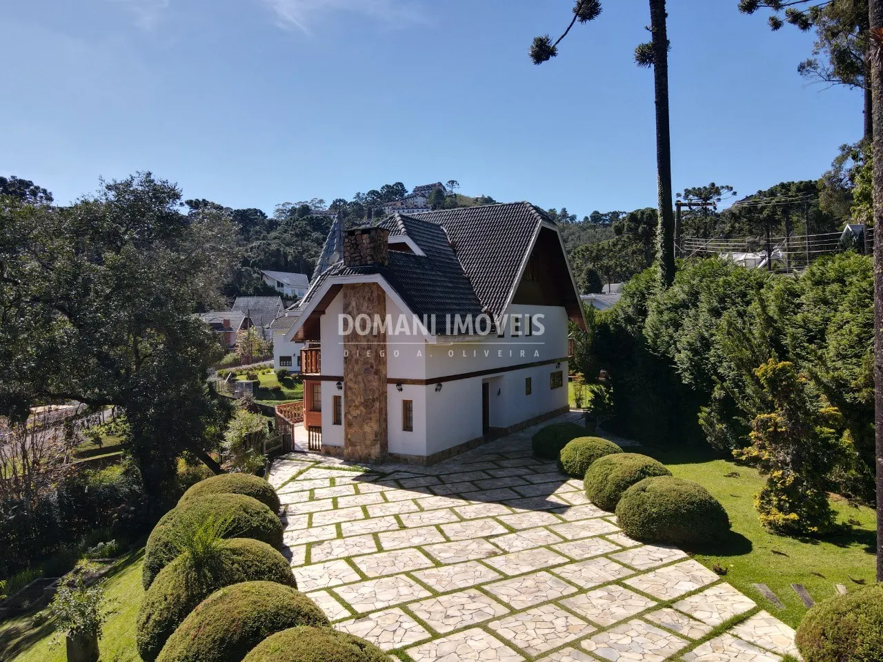 House for sale of 1,830 m² in Campos do Jordão, SP, Brazil