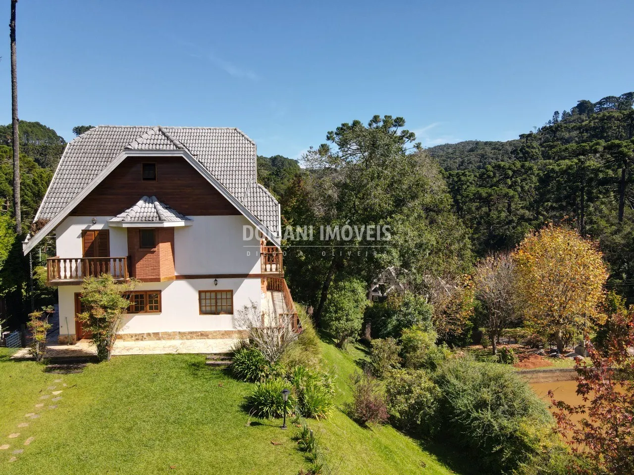 House for sale of 1,830 m² in Campos do Jordão, SP, Brazil