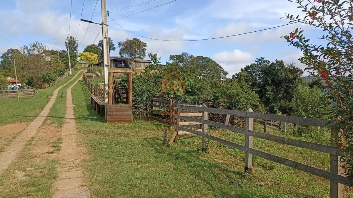 Sítio à venda de 7 ha em Silveiras, SP, Brasil