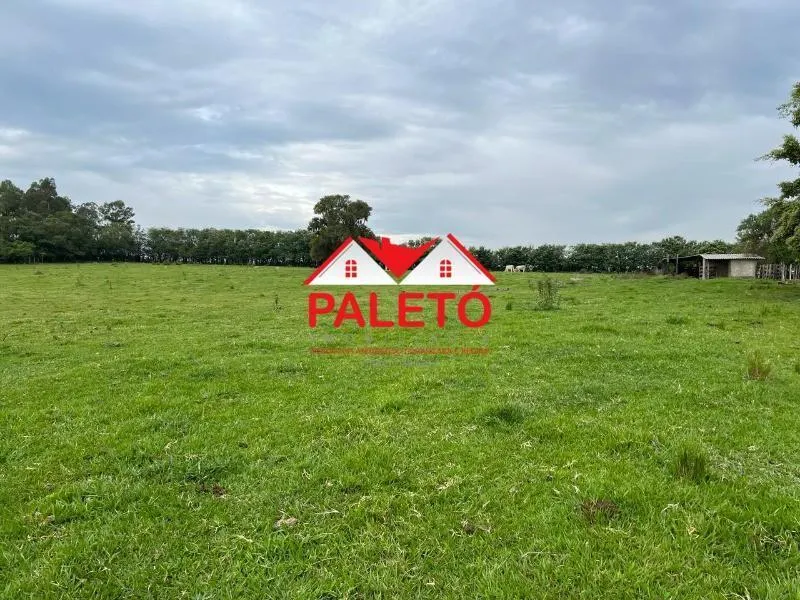 Small farm for sale of 23 acres in Porangaba, SP, Brazil
