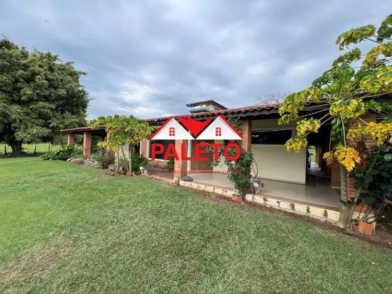 Small farm for sale of 23 acres in Porangaba, SP, Brazil