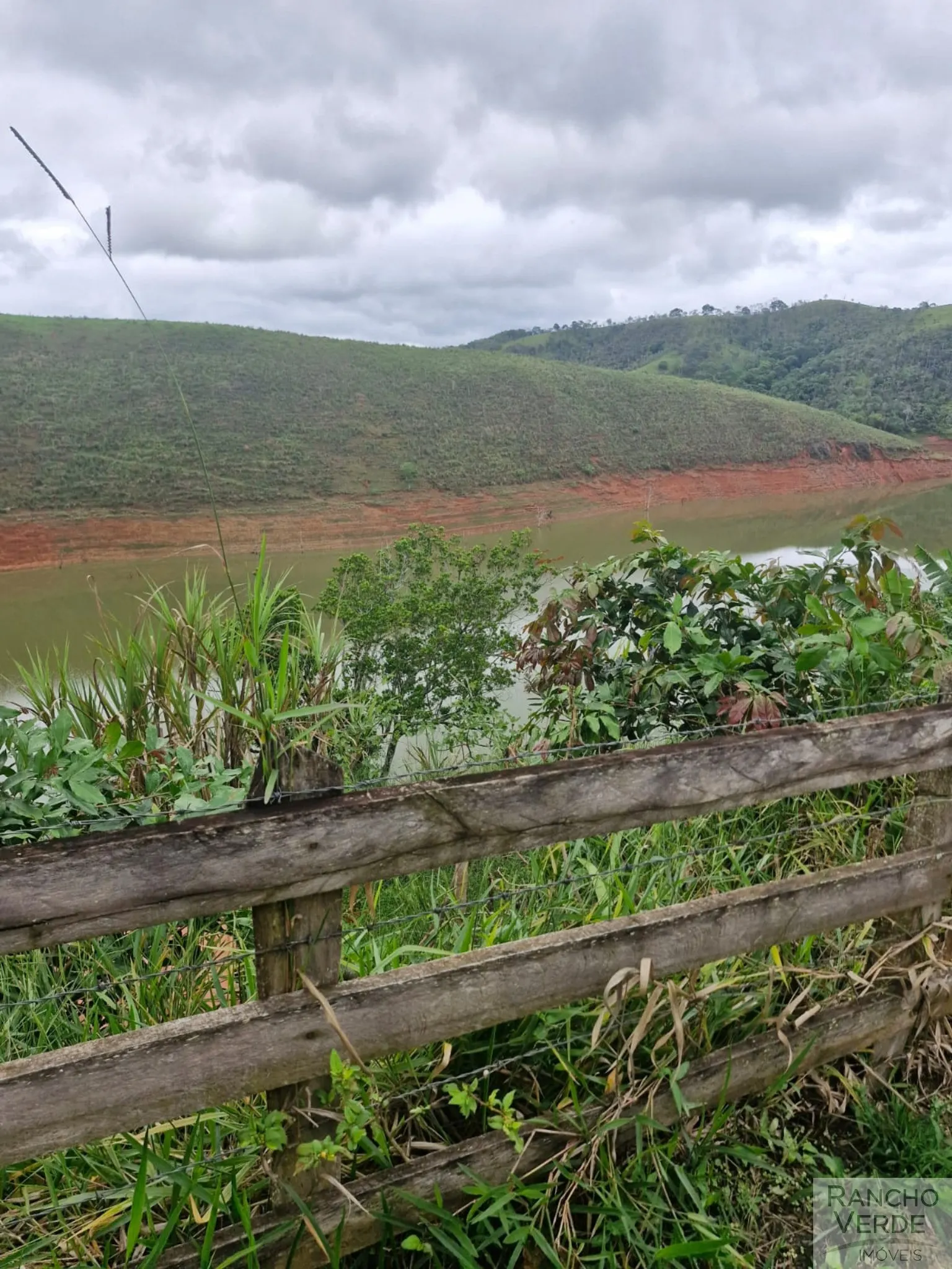 Chácara à venda de 1 ha em São José dos Campos, SP, Brasil