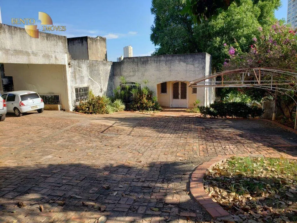 Casa à venda de 1.490 m² em Cuiabá, MT, Brasil