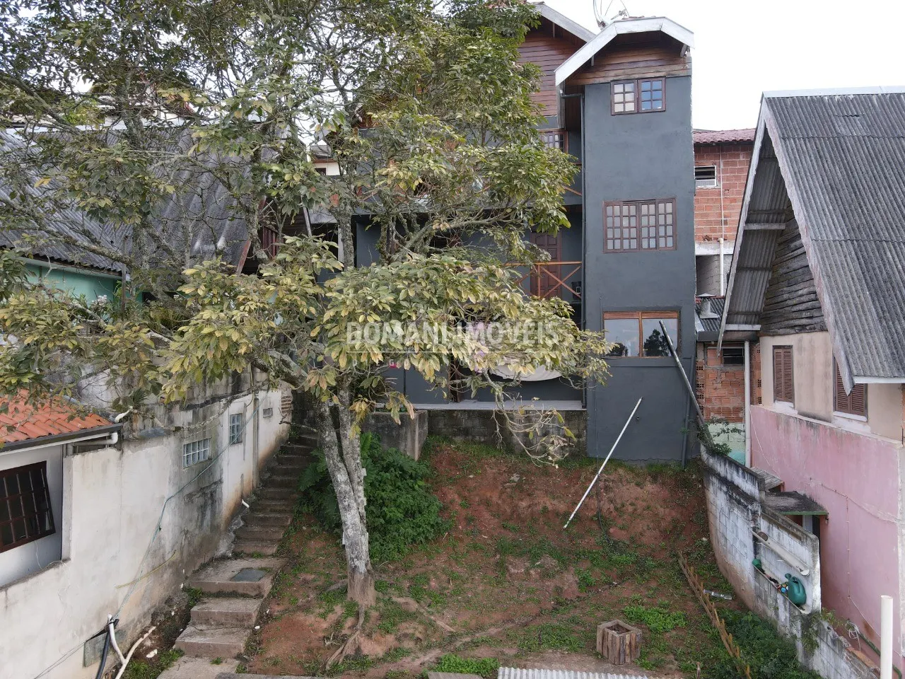Casa à venda e para Alugar de 250 m² em Campos do Jordão, SP, Brasil
