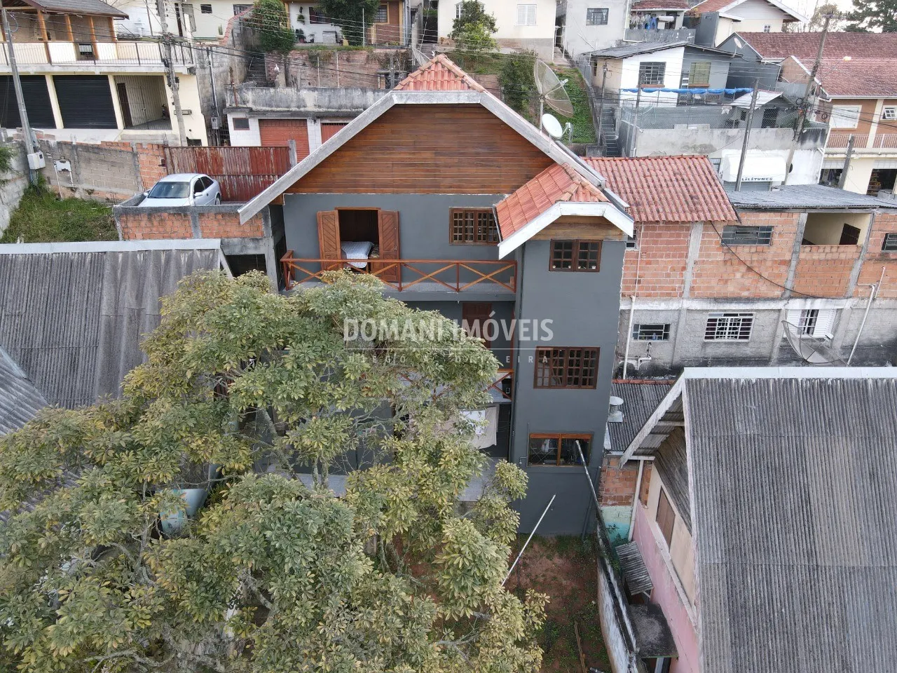 Casa à venda e para Alugar de 250 m² em Campos do Jordão, SP, Brasil