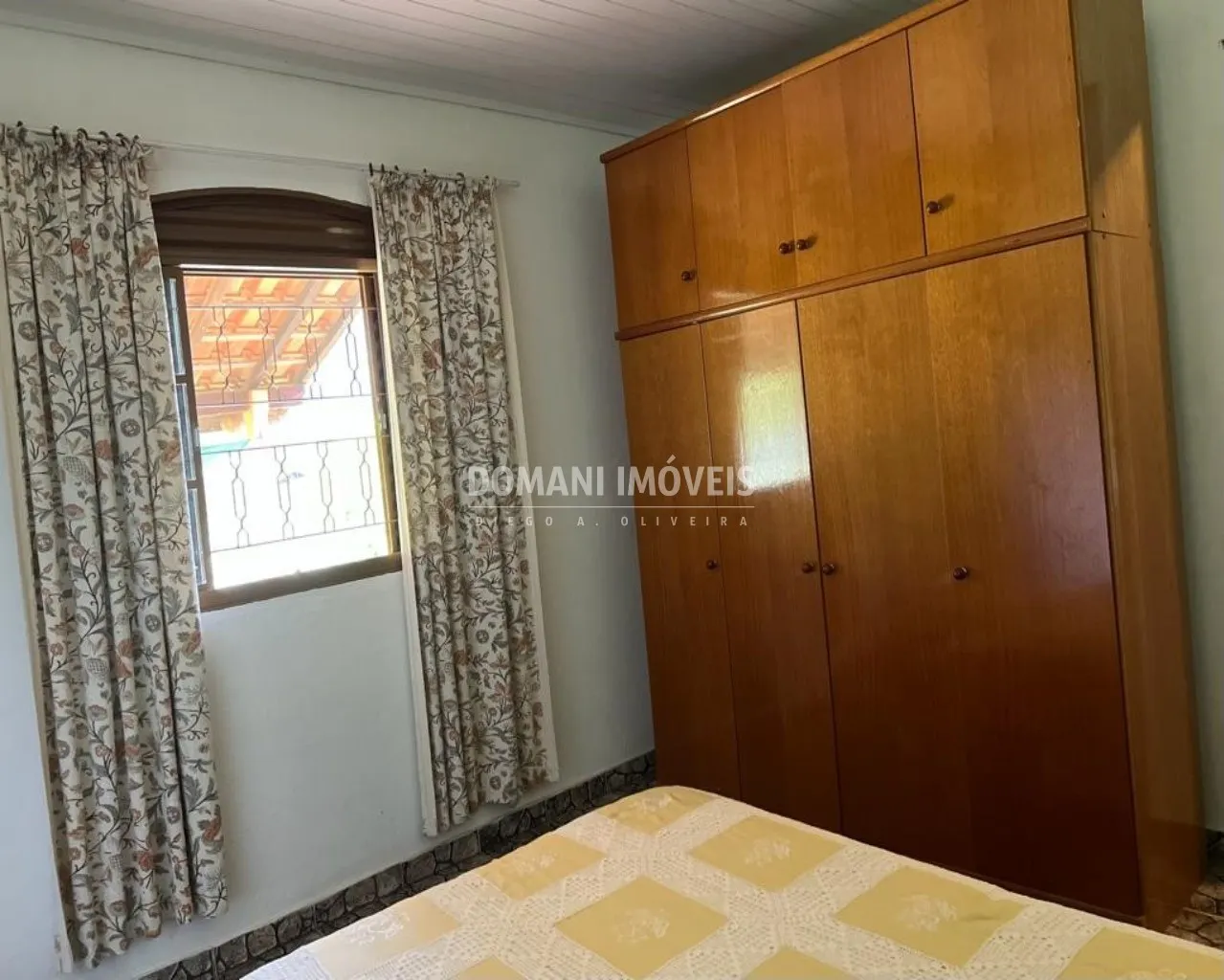 Sítio à venda de 2 ha em Gonçalves, MG, Brasil