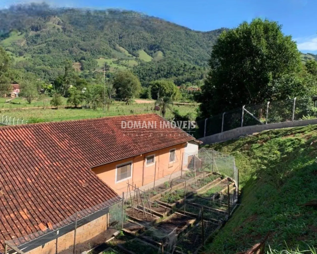 Sítio à venda de 2 ha em Gonçalves, MG, Brasil